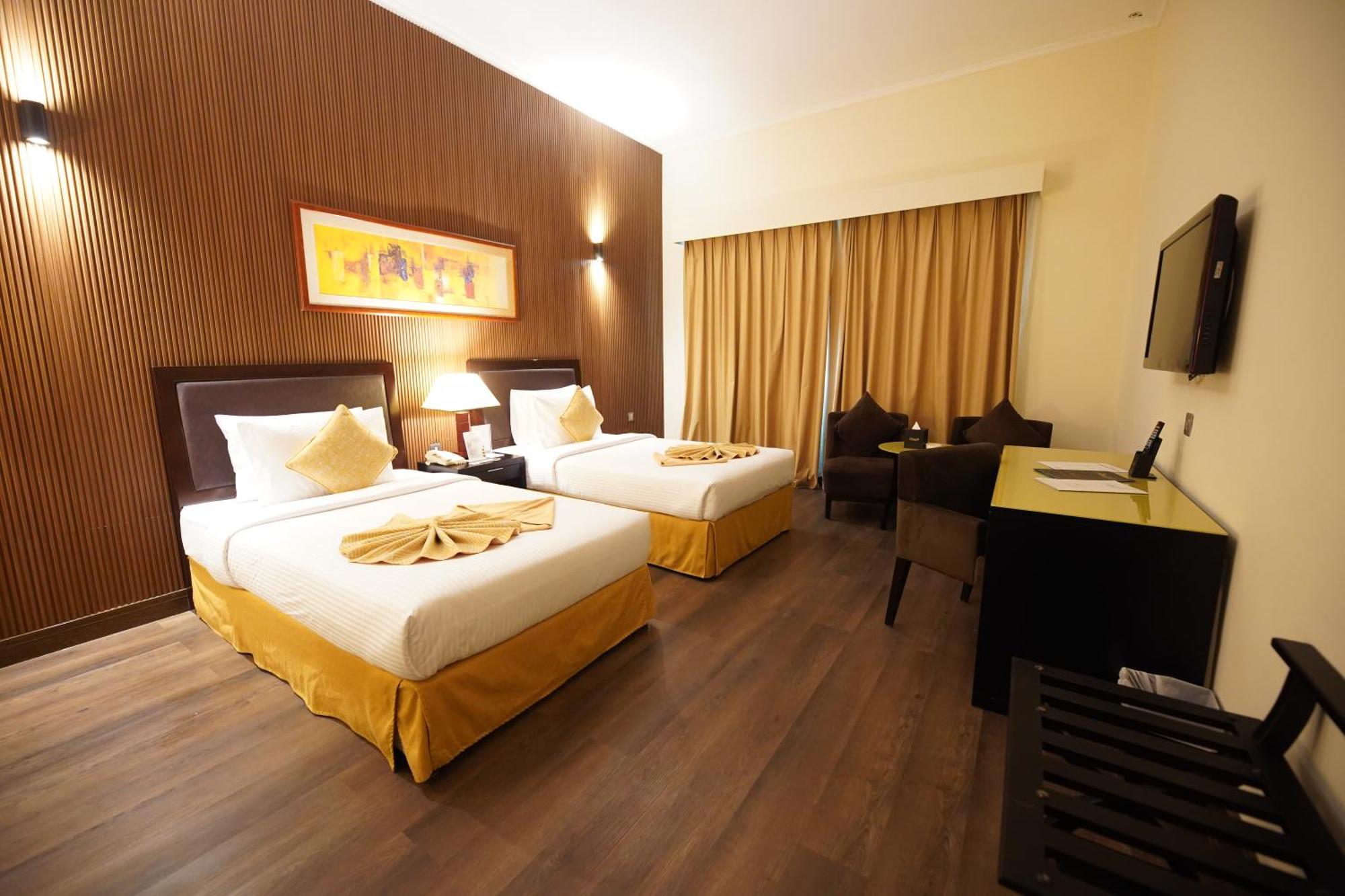 Deluxe Twin Non-smoking,1706788366:JPEG